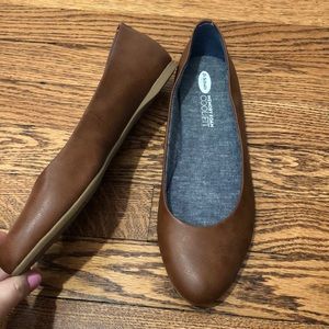 Dr Scholl’s women’s brown flats- memory foam